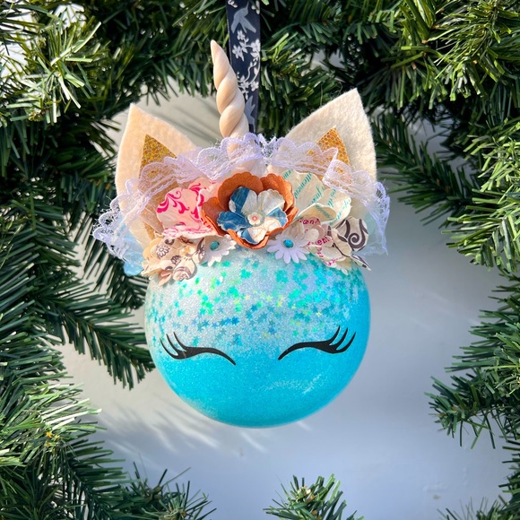 🦄 Unicorn Ornament - Picture 1 of 5